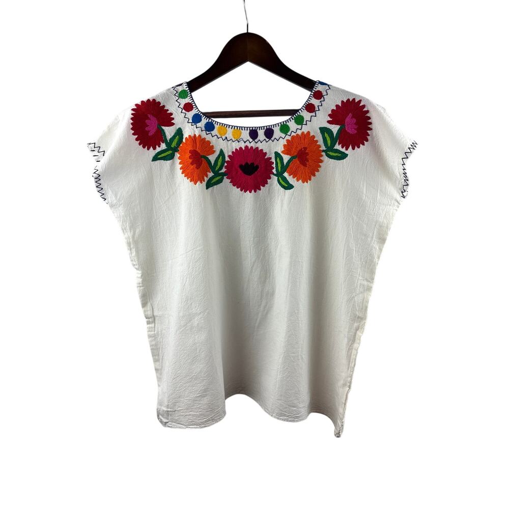 Women’s Handmade 2XL White Short Sleeve Blouse w/ Multicolored Floral Embroidery